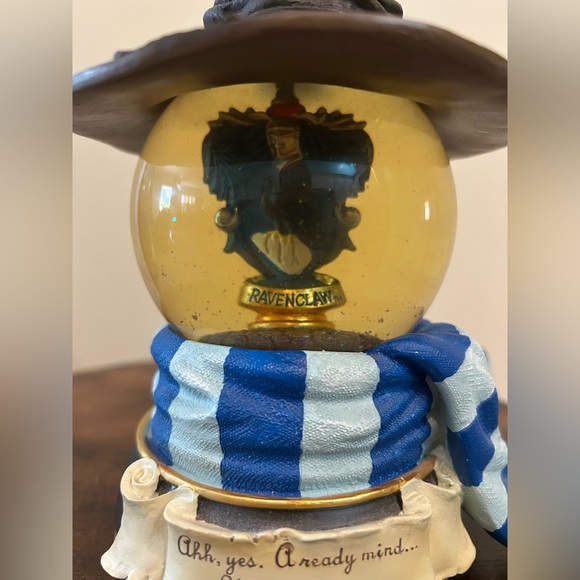 Harry Potter Ravenclaw Hogwarts Sorting Hat Water Globe San Francisco Music Box - Picture 3 of 9